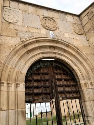 Iglesia de Sta. María la Mayor (ruinas)