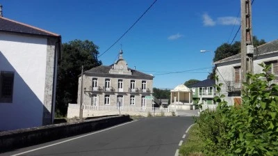 Igrexa de San Martiño de Lanzós