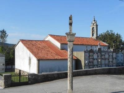 Igrexa de Santiago de Vilouriz