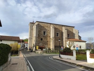 Jon Deuna Bataiatzearen Eliza/ Iglesia de San Juan Bautista