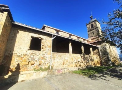 Lumoko Done Petri Apostoluaren Eliza/Iglesia San Pedro De Lumo