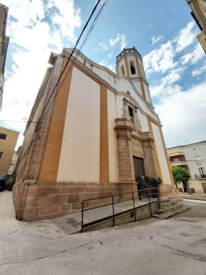 Parroquia San Miguel y San Benito