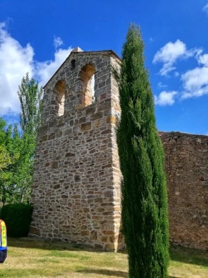 Ruinas de la iglesia de Valdemierque