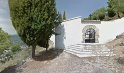 Cementerio Municipal de Castillo de Villamalefa.