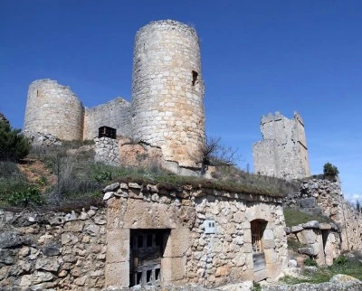 Castillo de Coruña del Conde (en ruinas)