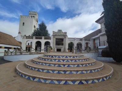 Convento de las Jerónimas de Constantina/"El Castillo Blanco"