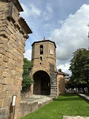 Iglesia de Sant Joan i Sant Pau. Ruina consolidada