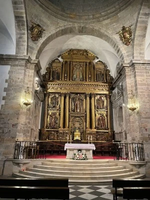 Parroquia católica San Cristóbal de Entreviñas