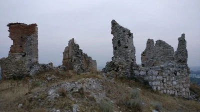 Ruinas de la Iglesia Románica de nuestra Señora de la Llana
