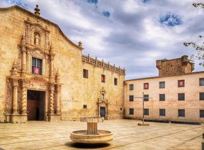 Monasterio de la Santa Faz. Monjas Canónigas Regulares Lateranenses de San Agustín