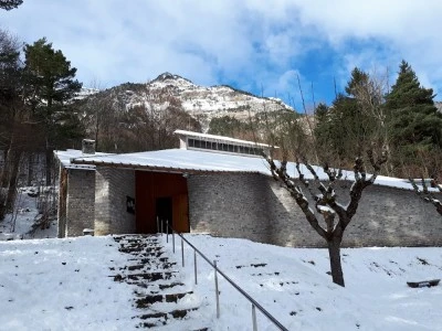 Parroquia de Canfranc-Estación