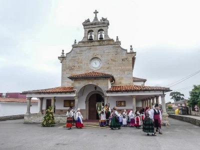 Parroquia de San Fabián y San Sebastián de Quintes