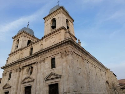 Parroquia de santa María y san Martín