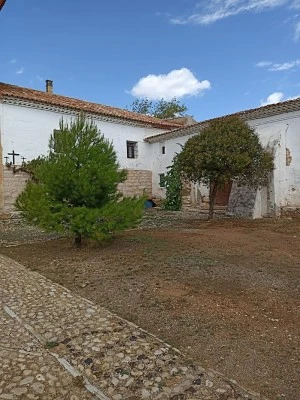 Ermita Nuestra Señora De La Carrasca, Blancas