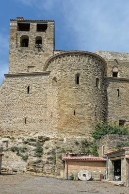 Colegiata de San Pedro d'Àger