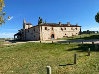 Ermita de Nuestra Señora del Bustar