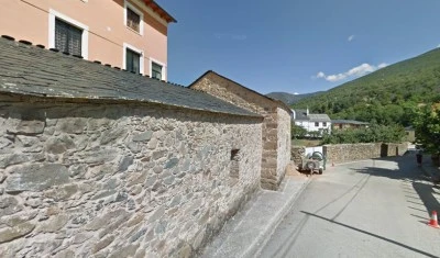 Capilla De Lamas