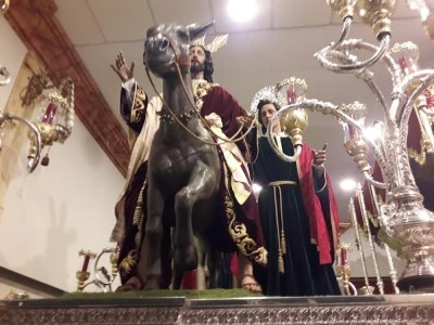 Hermandad del Dulce Nombre de Jesus y María Santísima de la Palma