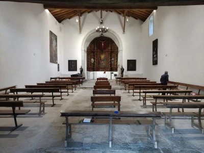 Hirutasun Santuaren elizatxoa. Ermita de la Santísima Trinidad.