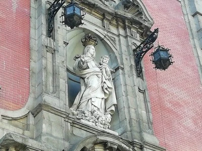 Hornacina de la Virgen del Carmen