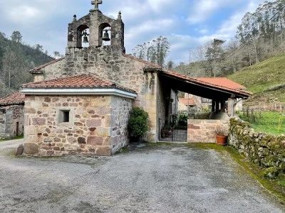 Iglesia de Bustriguado