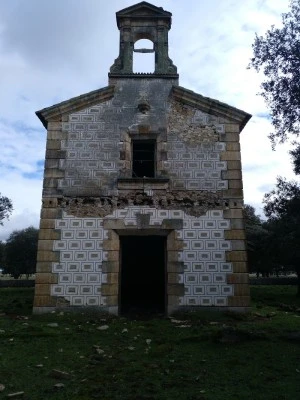 Iglesia de Robliza de Cojos