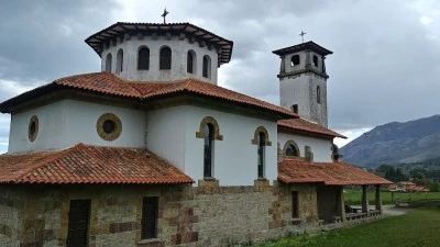 Iglesia de San Juan de Duz