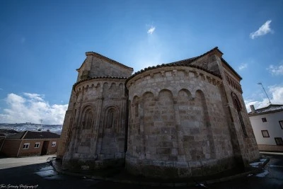 Iglesia de San Julián y Santa Basilisa