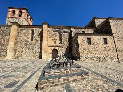 Iglesia de San Pedro Apóstol