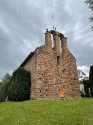 Iglesia de San Pedro Desplá